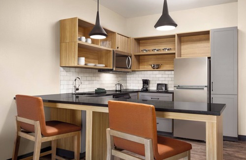 Morristown Hotel | Candlewood Suites Morristown West by IHG