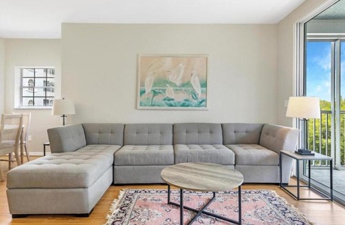 South Island Apartment | Captains Bay South 201