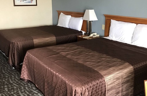 Mooresville Hotel | Carolina Inn & Suites of Lake Norman