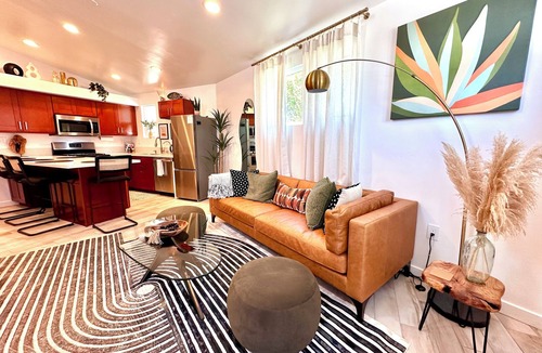 Vista House | Casa Agave, Private Guest House, 2 bedrooms, 1 bath, 3 beds, game room and yard!