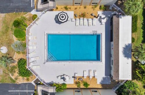 Iona Apartment | Casa Bella Escape - Minutes to Sanibel & FMB