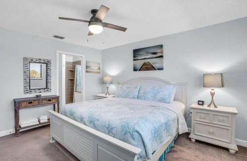Iona Apartment | Casa Bella Escape - Minutes to Sanibel & FMB
