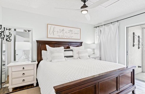South Island Apartment | Castle Beach 206
