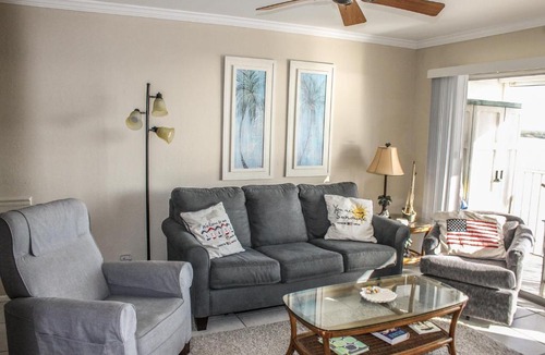 South Island Apartment | Castle Beach - 303