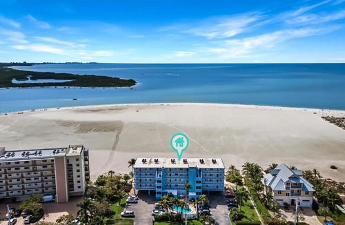 South Island Apartment | Castle Beach 406