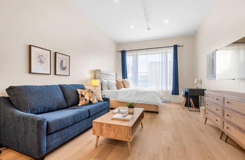 Gay Village Apartment | Central Studio