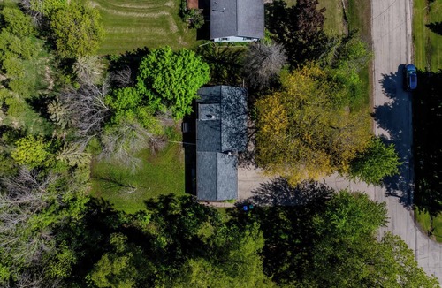 Appleton House | Champion Center Accommodations - 6 beds, 2 bath