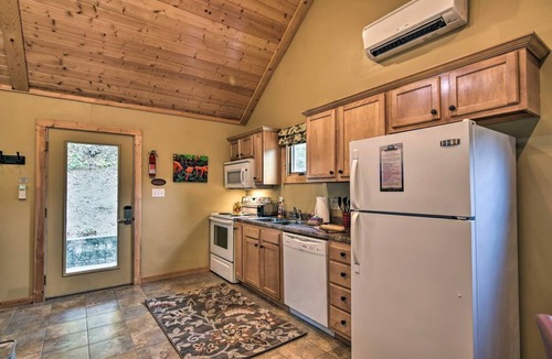 Weaverville Cabin | Chanterelle Cabin w/Hot Tub, Fireplace - Near Asheville!