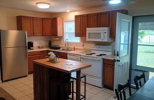 Greenwood House | Charming 2-bedroom house in peaceful Greenwood near Caverns SP. No pet fee.