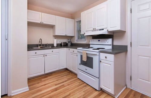 Ponderosa - Wingate Apartment | Charming 2BR for Longer Visits in CLT