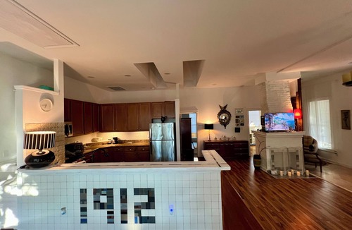 Macon House | Charming 3-bedroom house with yoga room in enchanting Macon