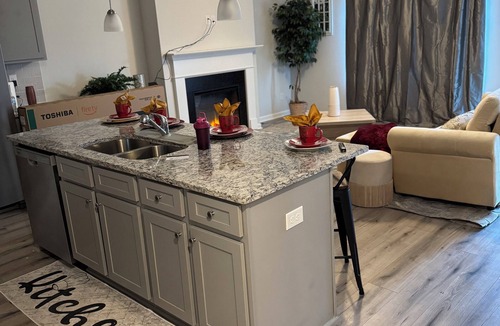 Lovejoy House | Charming 3-bedroom townhome with AC and WiFi in delightful Hampton