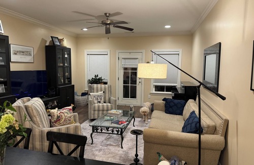 Auburn House | Charming 3-bedroom townhome with WiFi and AC in Auburn