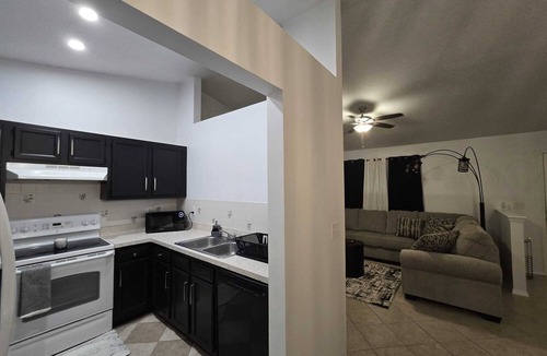 Arlington House | Charming 3 bedroom 2 bathroom's house with Wi-Fi and AC in fabulous Jacksonville
