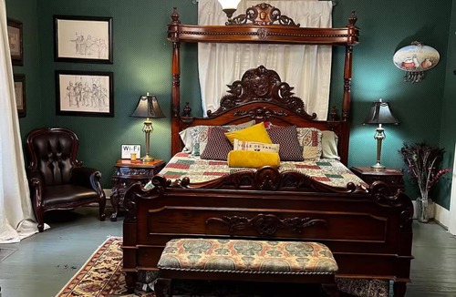Bainbridge Bed & Breakfast | Charming bed & breakfast with AC in quaint Bainbridge