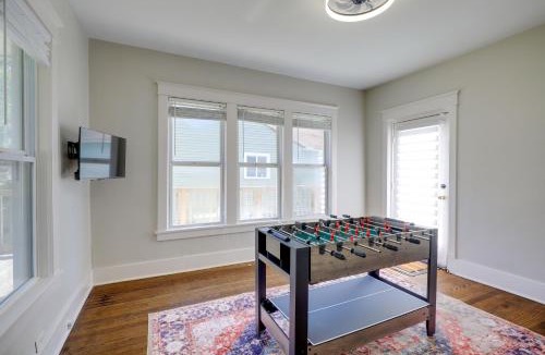 Lee's Summit House | Charming Home, Walkable to Downtown Lee's Summit