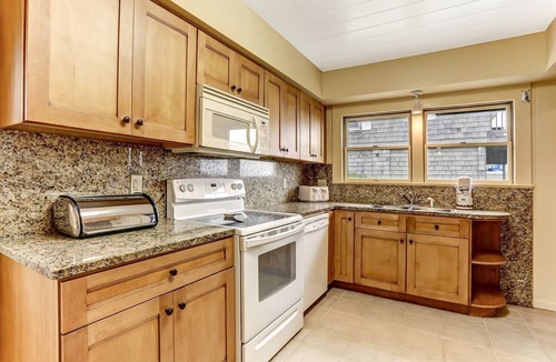 Fernandina Beach House | Charming Oceanfront Beach House for Family and Group Getaways in Fernandina Beach, Florida