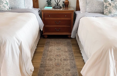 Saint Simons Island Hotel | Charming~private hotel room in serene St. Simons Island overlooking a pond