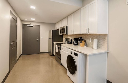 Five Points South Apartment | Charming Studio in Historic Five Points South #08