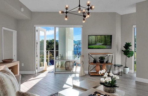 South Eola Apartment | Chic 2BR condo in the heart of Orlando Downtown