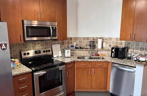 West End Condo | Chic Condo 2mi from Mercedes-Benz & State Farm