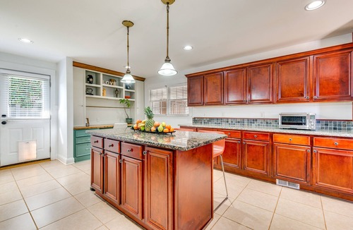 Marietta House | Chic Marietta Getaway w/Fire Pit & Grill!