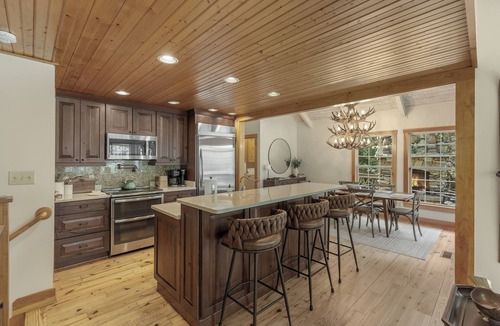 Lake Toxaway House | Chimney Creek Lodge: Private Creek & Waterfalls | Luxury Home in Catatoga