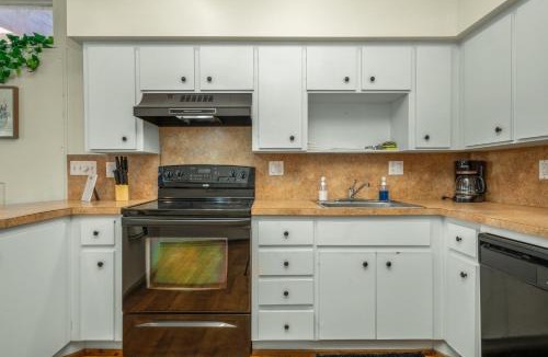 Sebring Apartment | Circle Overlook-Downtown Apartment Stay