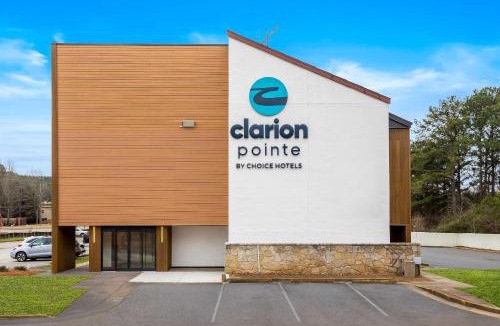 Town Center Hotel | Clarion Pointe Kennesaw Town Center