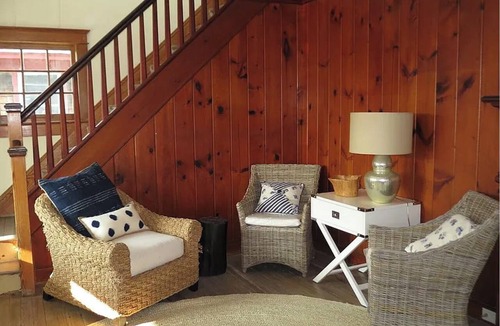 Avon House | Classic Bay Header - 2 blocks to beach & town