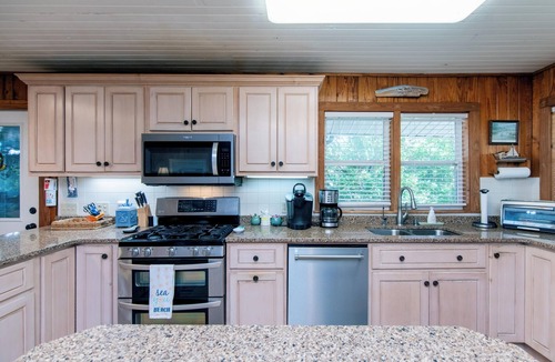 Edisto Island House | Classic on the St. Helena Sound w/Sunset Views: Screened Porch: Dolphin Sightings; Cable TV/WiFi
