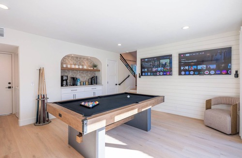 Encinitas House | Coastal Encinitas Oasis: Arcade, Pool, Spa, Putting Green, Minutes To Beach!