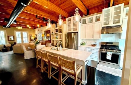 Habersham House | Coastal Loft in Habersham Village