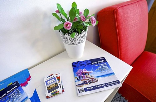 North Beach Hotel | Collins Hotel