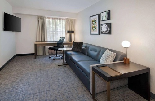 Town Center Hotel | Comfort and Convenience! Private Kitchen, Free Breakfast, Pet-friendly, Pool!
