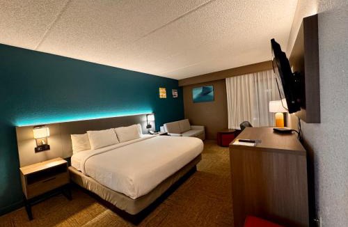 Darien Hotel | Comfort Inn Darien - North Brunswick