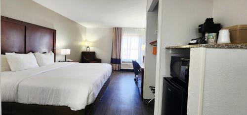 Northeast Pensacola Hotel | Comfort Inn Pensacola - University Area