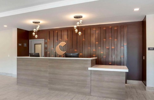 Destin Hotel | Comfort Inn & Suites Destin near Henderson Beach