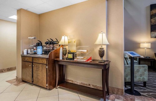 Columbus Hotel | Comfort Suites Columbus State University Area