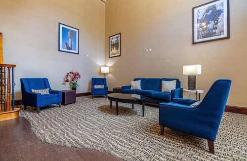 Morrow Hotel | Comfort Suites Morrow - Atlanta South