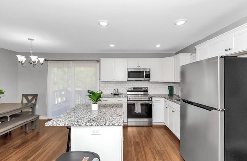 Huntsville House | Comfy 4Br + 2 Bath with Office Space