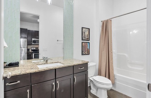 Midtown Condo | Contemporary 1BR Furnished Condo Near West End at The Lofts, Nashville