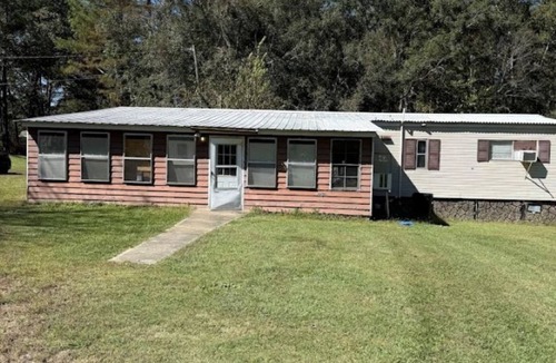 Joppa House | CONTRACTORS DREAM! 8 dorm style rooms in a peaceful location