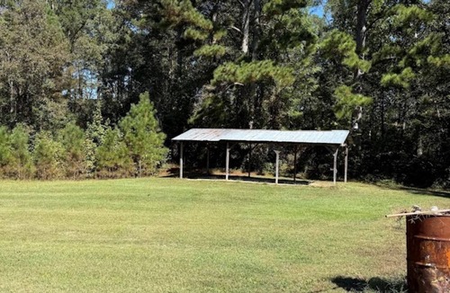 Joppa House | CONTRACTORS DREAM! 8 dorm style rooms in a peaceful location