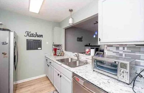 Warner Robins House | Coolest Pet Friendly Townhouse In Warner Robins