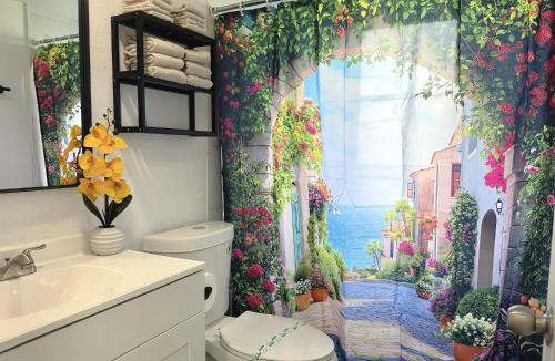 Caloosahatchee Apartment | Coral Breeze Escape