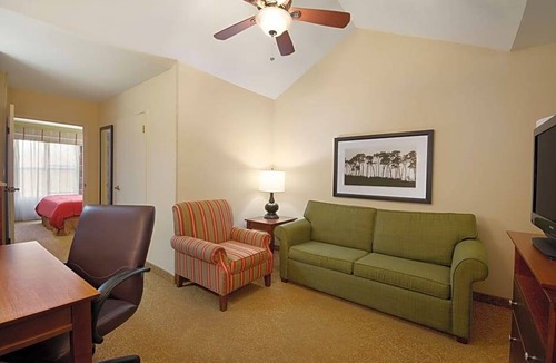 Morrow Hotel | Country Inn & Suites by Radisson, Atlanta I-75 South, GA
