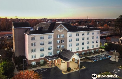 Huntersville Hotel | Country Inn & Suites by Radisson, Lake Norman Huntersville, NC