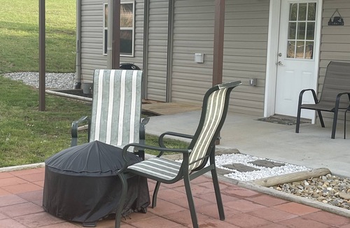 Sevierville Apartment | Country Setting with Cozy One Bedroom Unint
