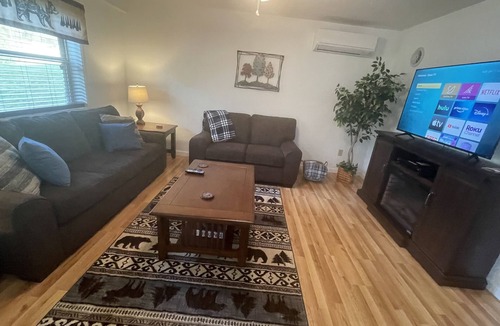 Sevierville Apartment | Country Setting with Cozy One Bedroom Unint